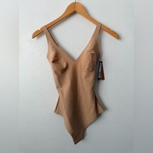 SKIMS Body Plunge Bodysuit Clay Size S Thong Shapewear NWT